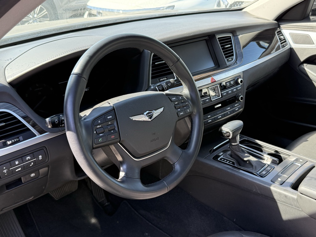 2020 Genesis G80 3.8 photo 3