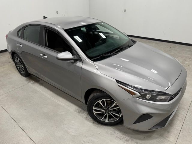 2023 Kia Forte LXS photo 29