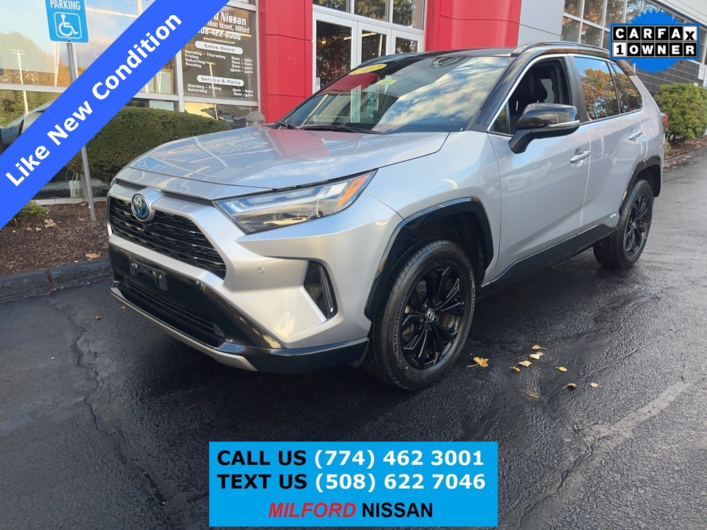 2022 Toyota RAV4 XSE's photo