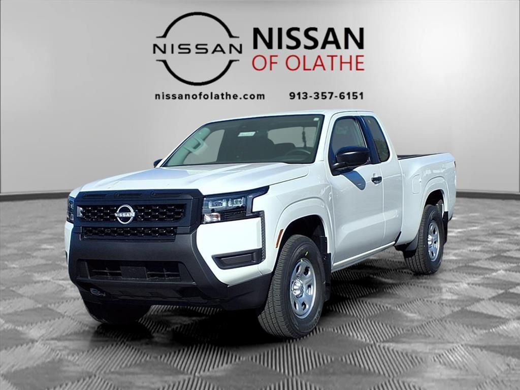 2026 Nissan Frontier S's photo