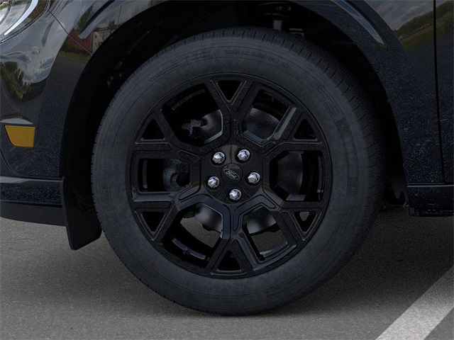2025 Ford Maverick photo 18