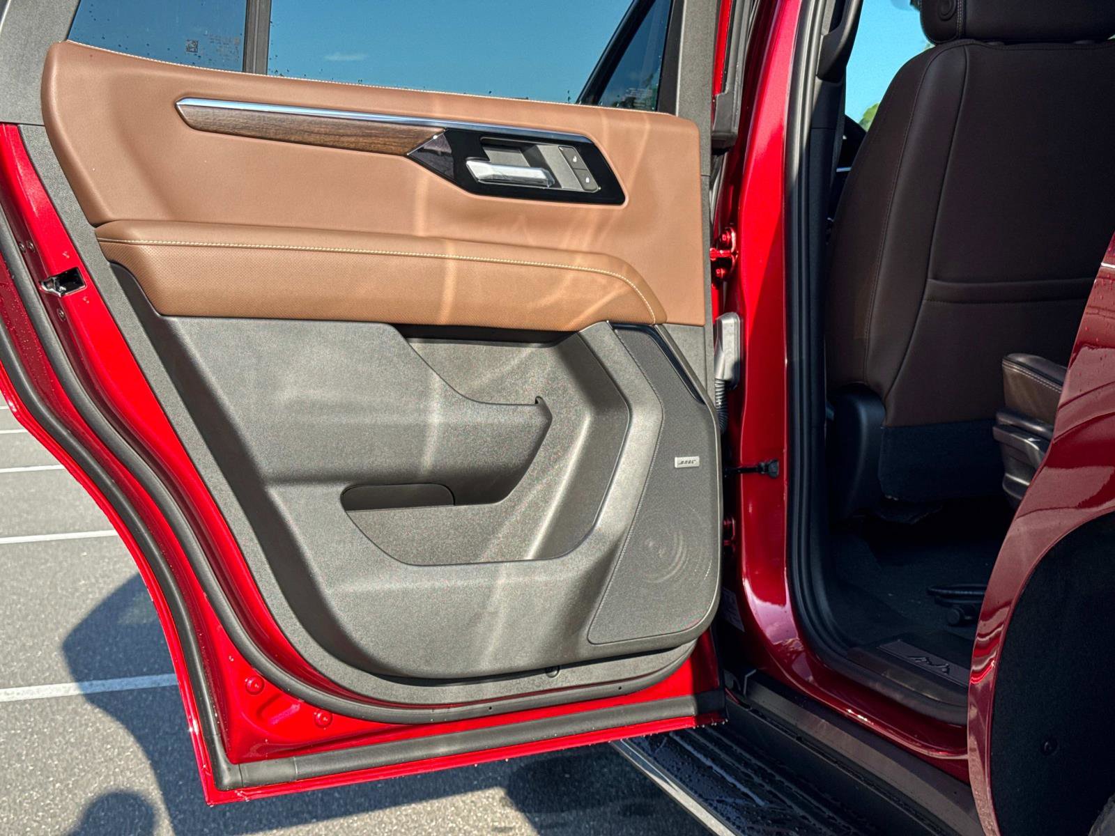 2025 Chevrolet Tahoe High Country photo 11