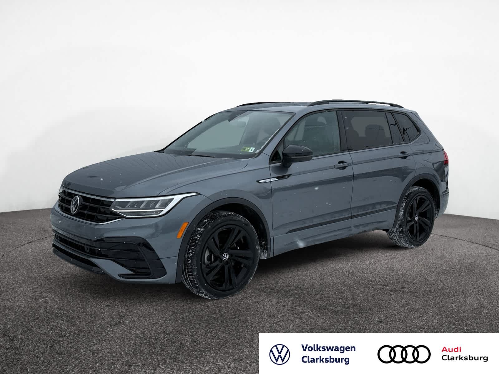 2023 Volkswagen Tiguan SE R-LINE BLACK