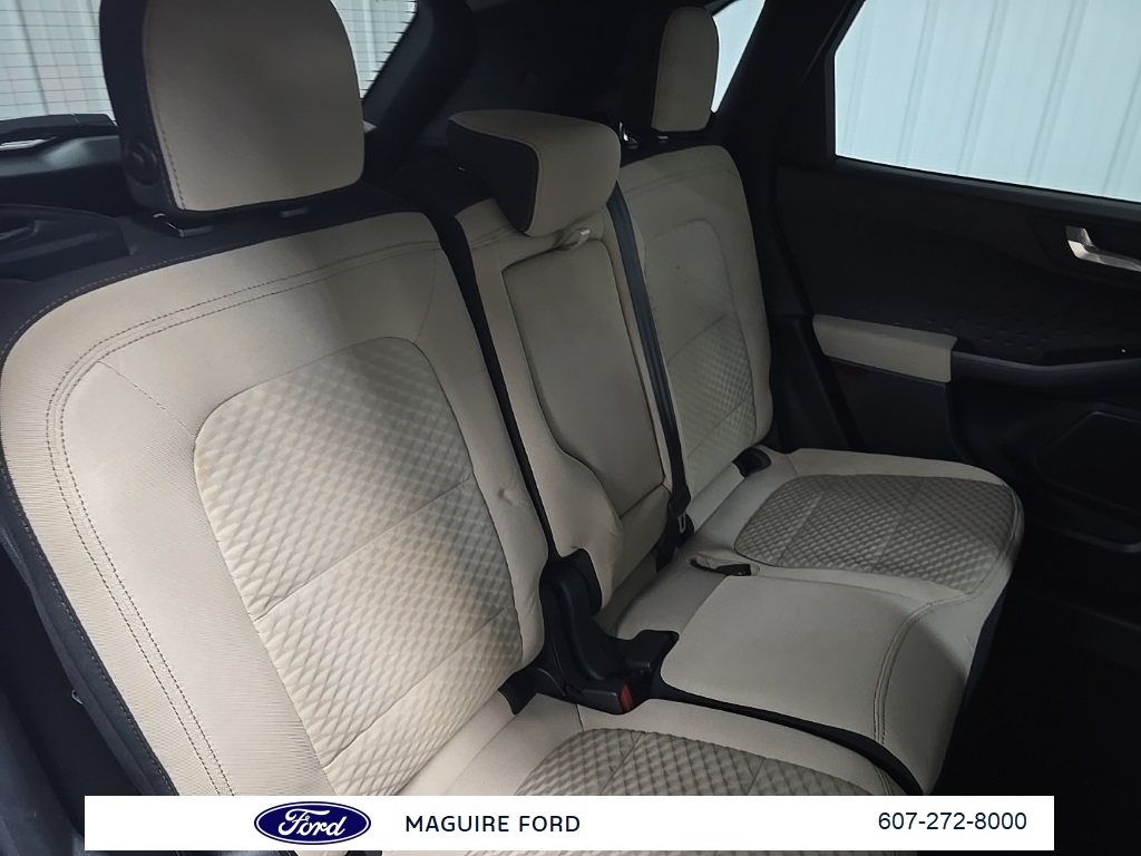 2020 Ford Escape SE Sport Hybrid photo 16