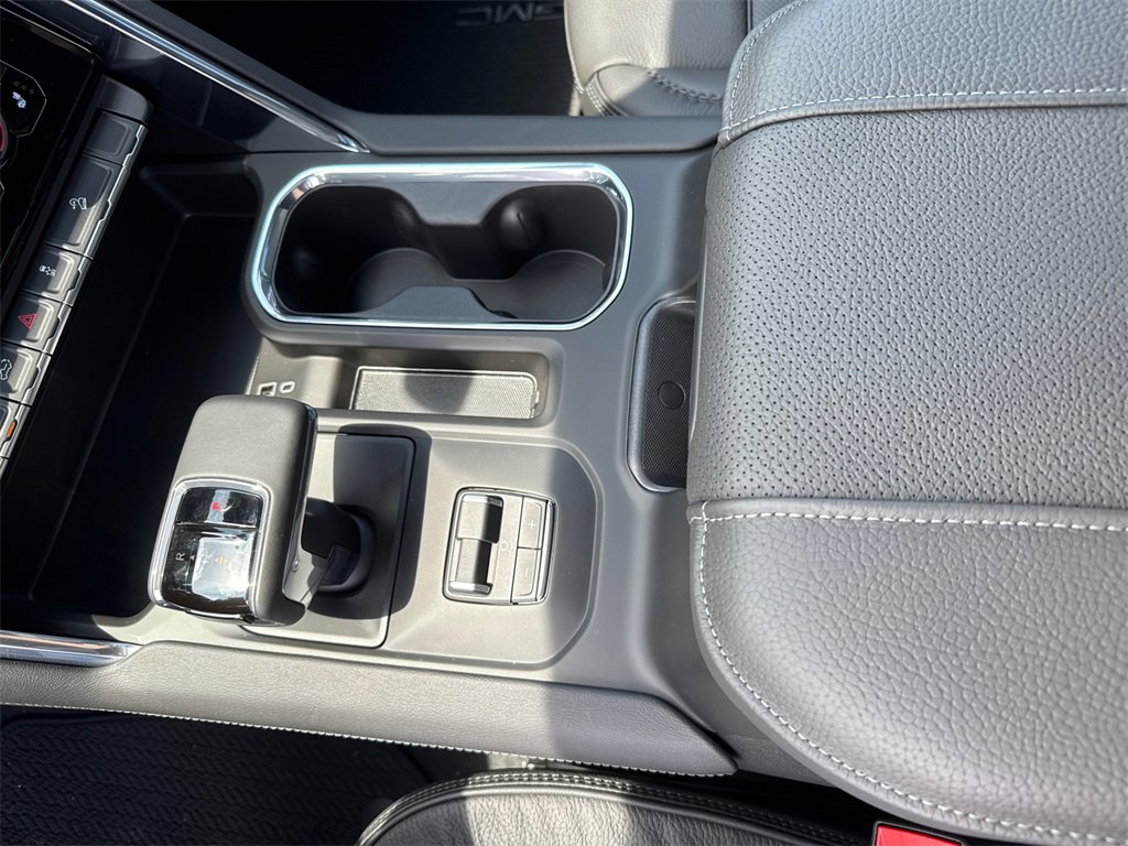 2025 Gmc Sierra Denali photo 25