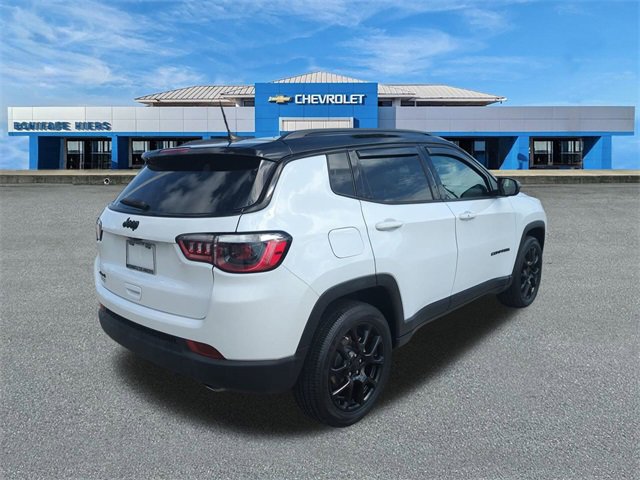 2022 Jeep Compass Altitude photo 3