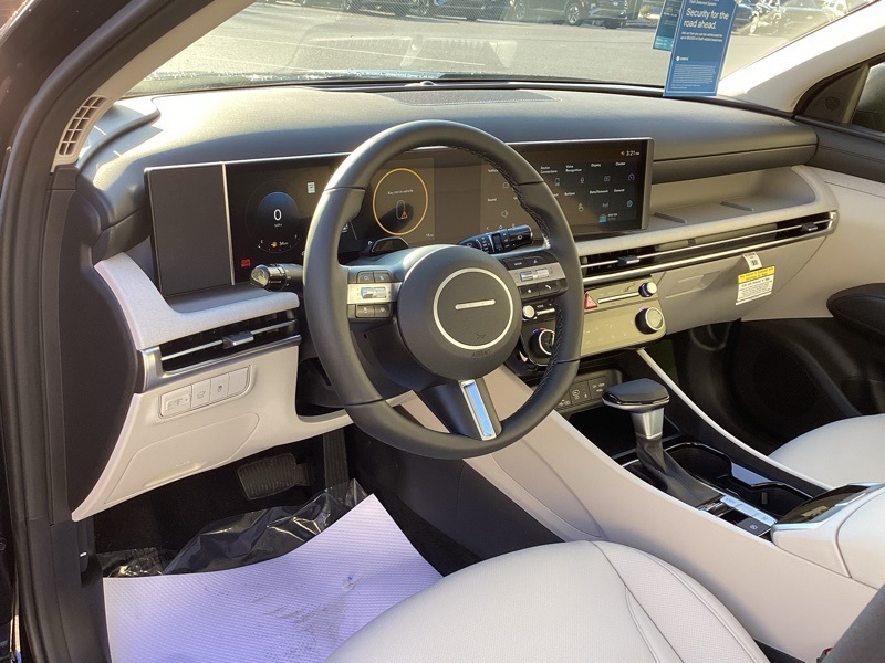 2025 Hyundai Tucson SEL Convenience photo 35