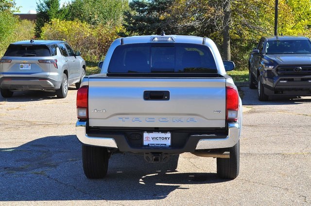 2023 Toyota Tacoma SR5 4x4 Double Cab photo 4