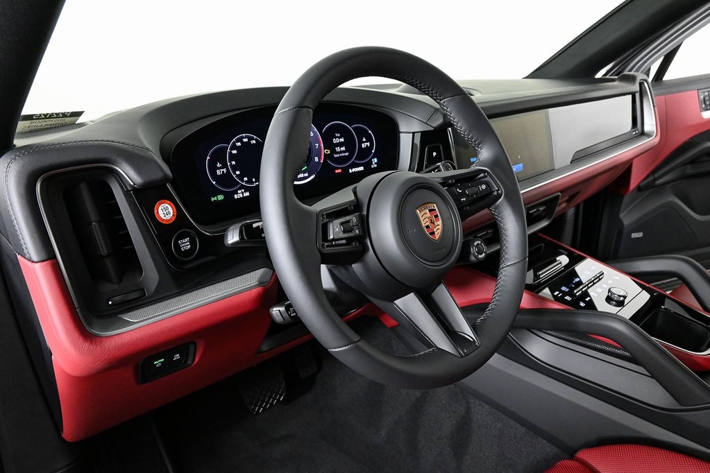 2025 Porsche Cayenne E-Hybrid Coupe photo 4