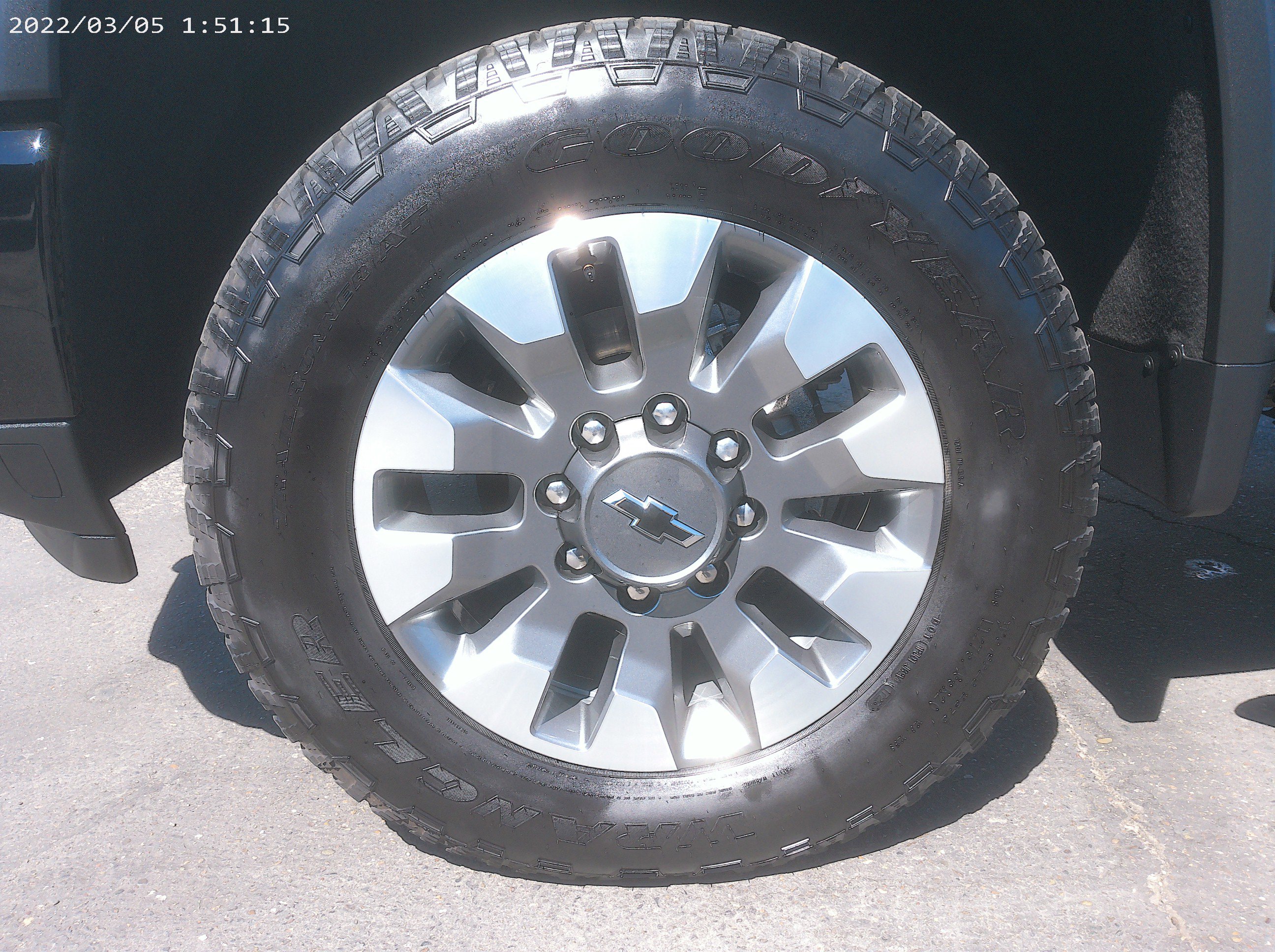 2024 Chevrolet Silverado 2500HD Custom photo 8