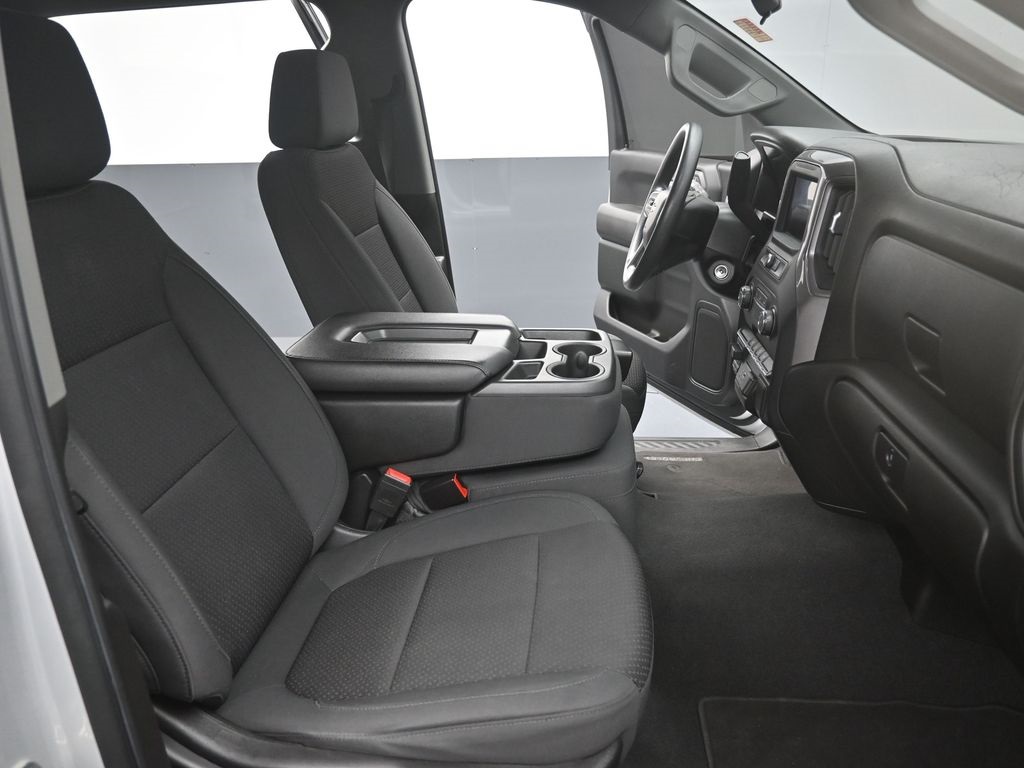 2021 Chevrolet Silverado 1500 Custom photo 12