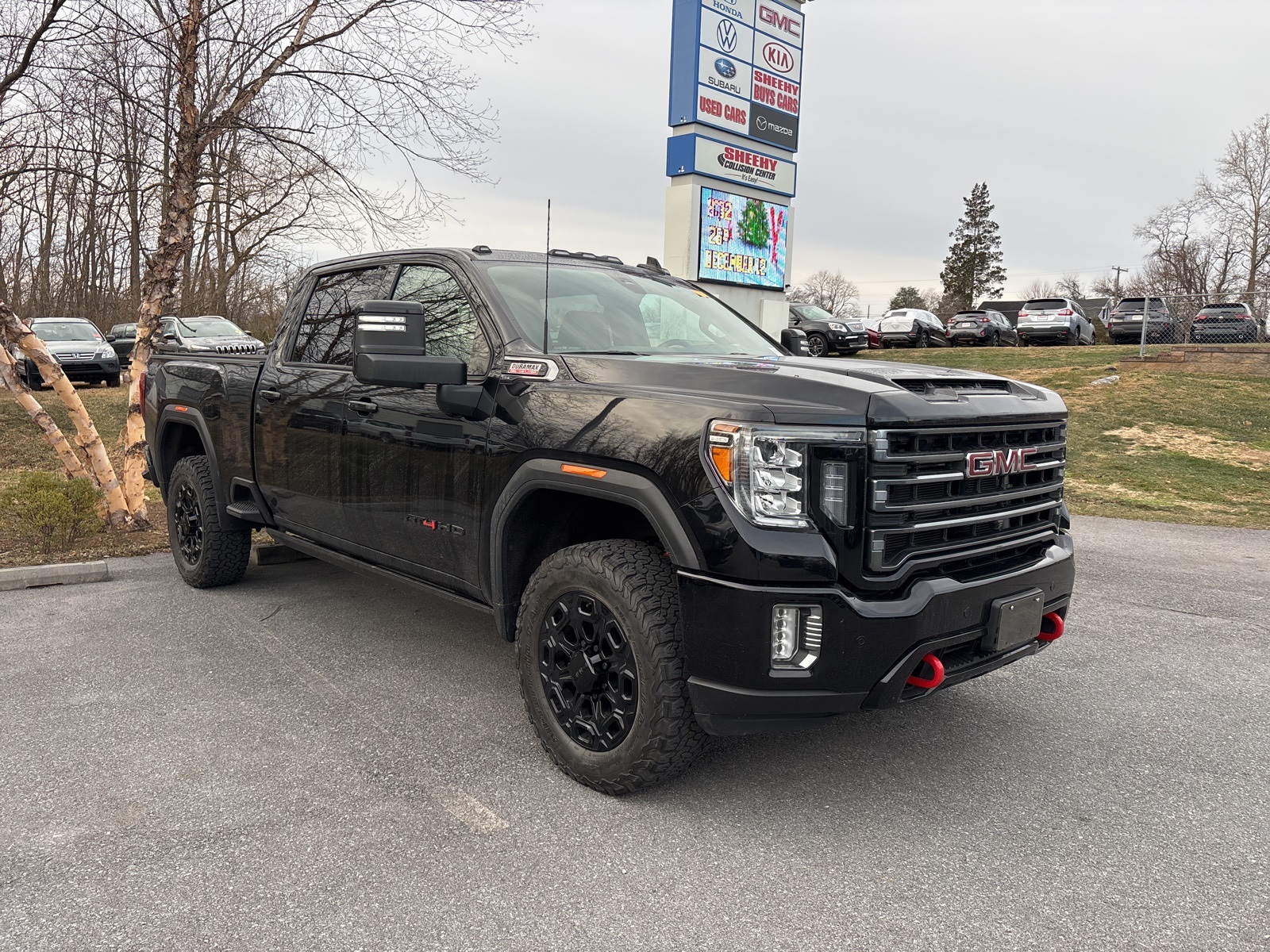 2021 GMC Sierra 2500HD AT4's photo