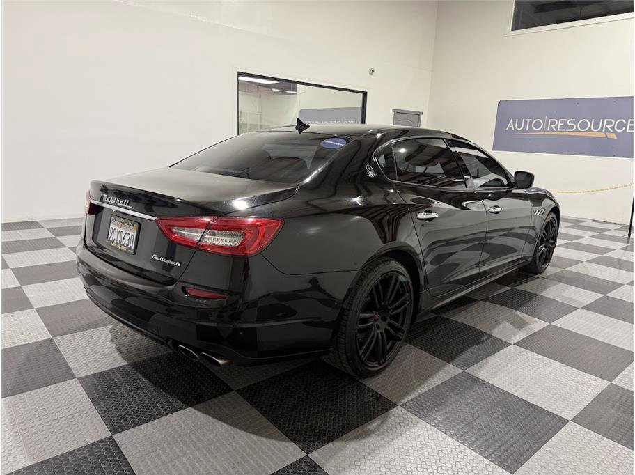 2016 Maserati Quattroporte S photo 5