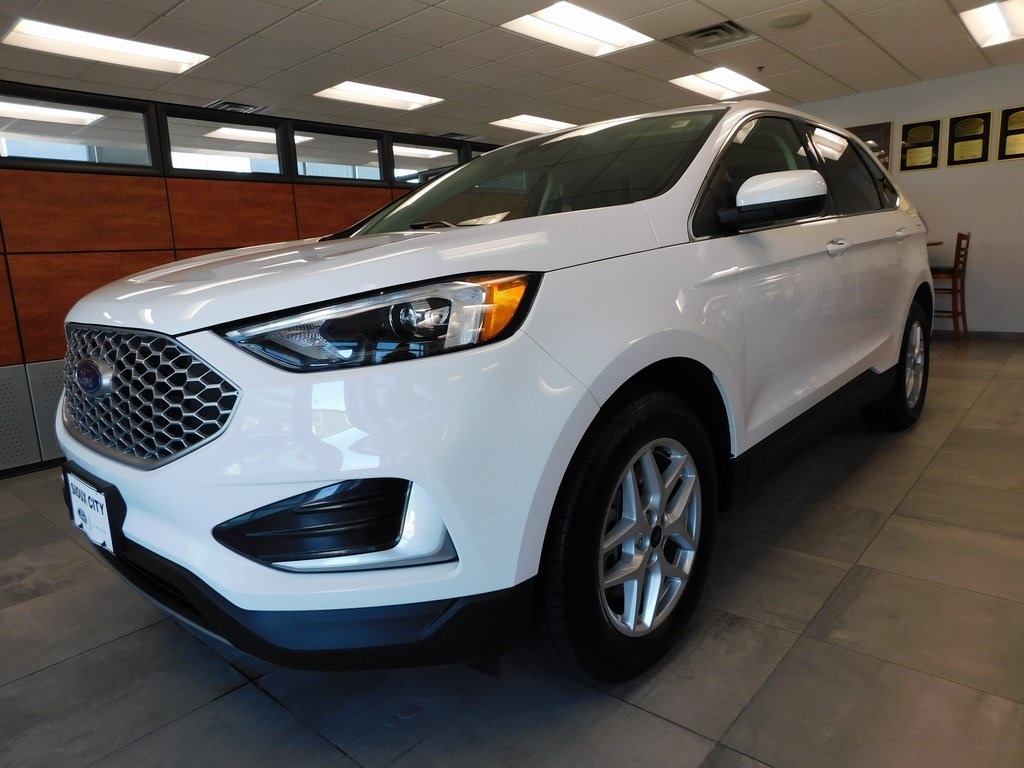 2024 Ford Edge SEL's photo
