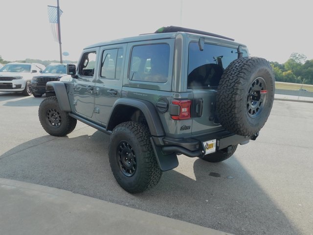 2025 Jeep Wrangler Rubicon photo 6