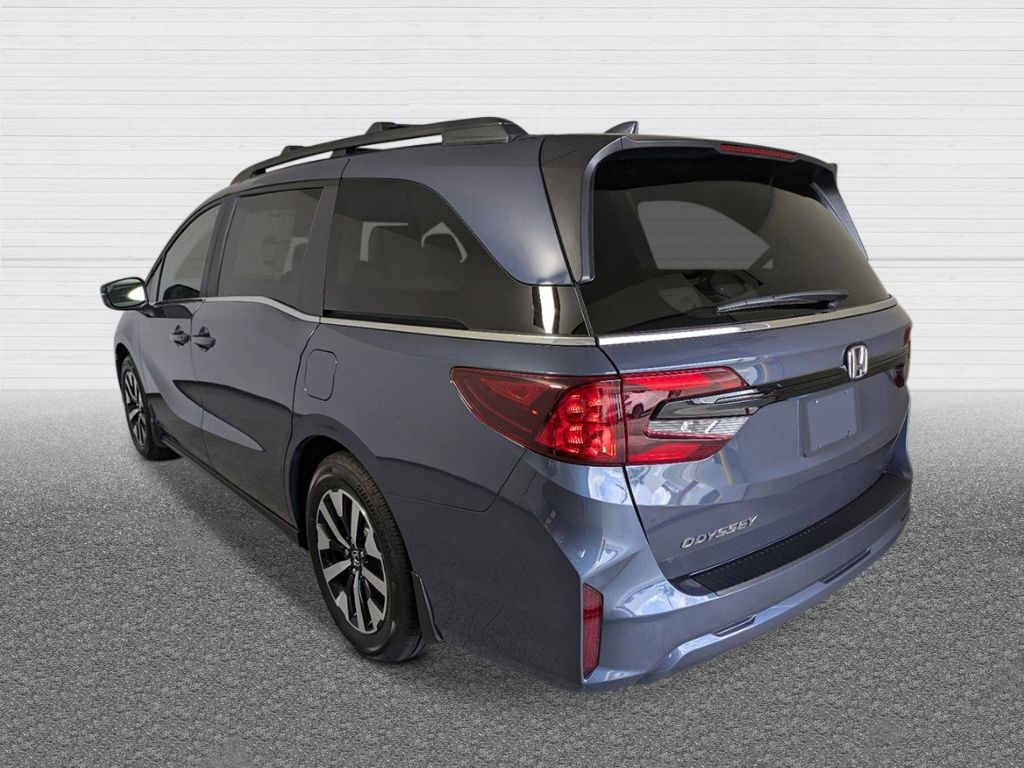 2026 Honda Odyssey EX-L photo 3