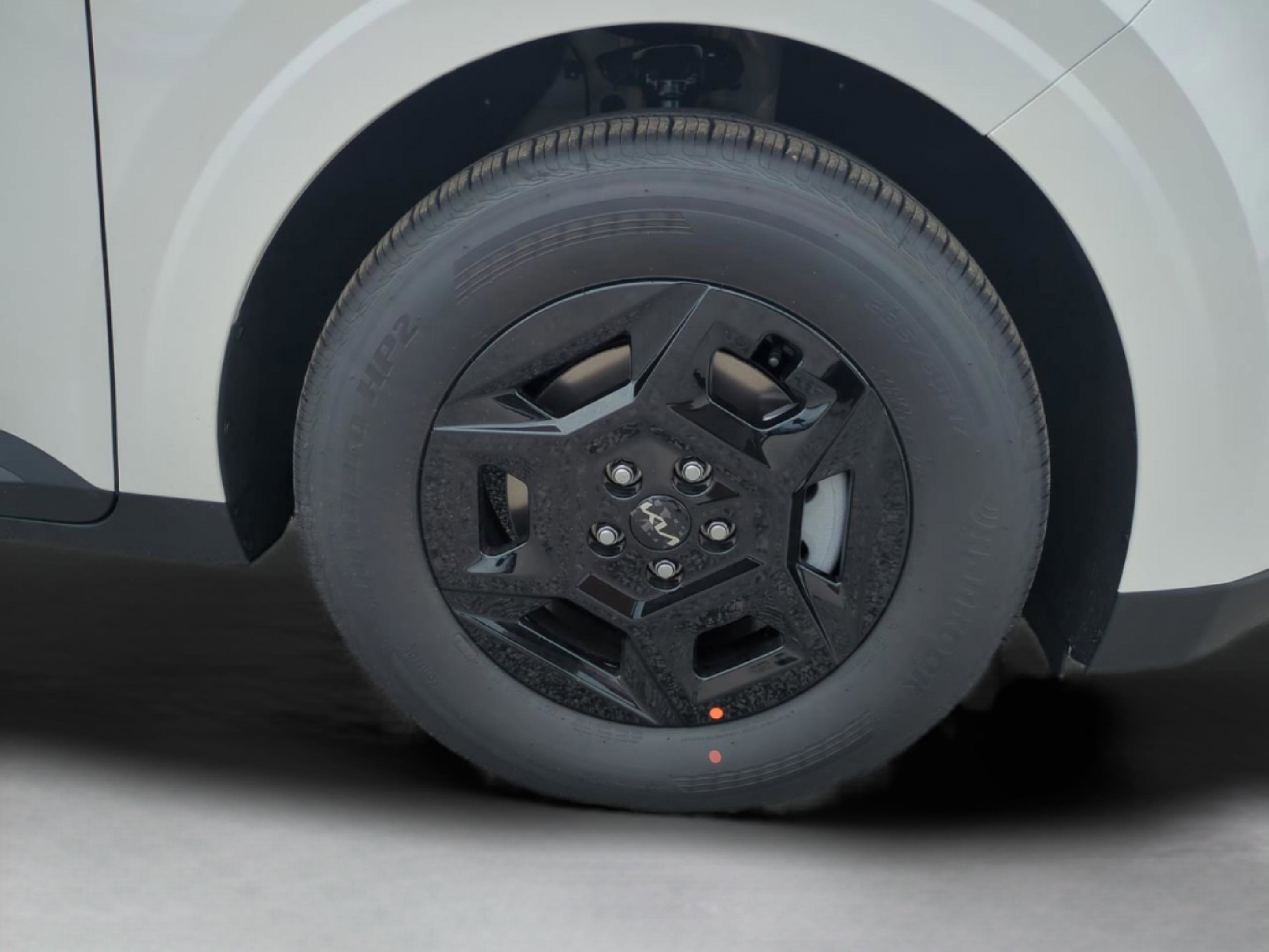 2026 Kia Carnival LX photo 31