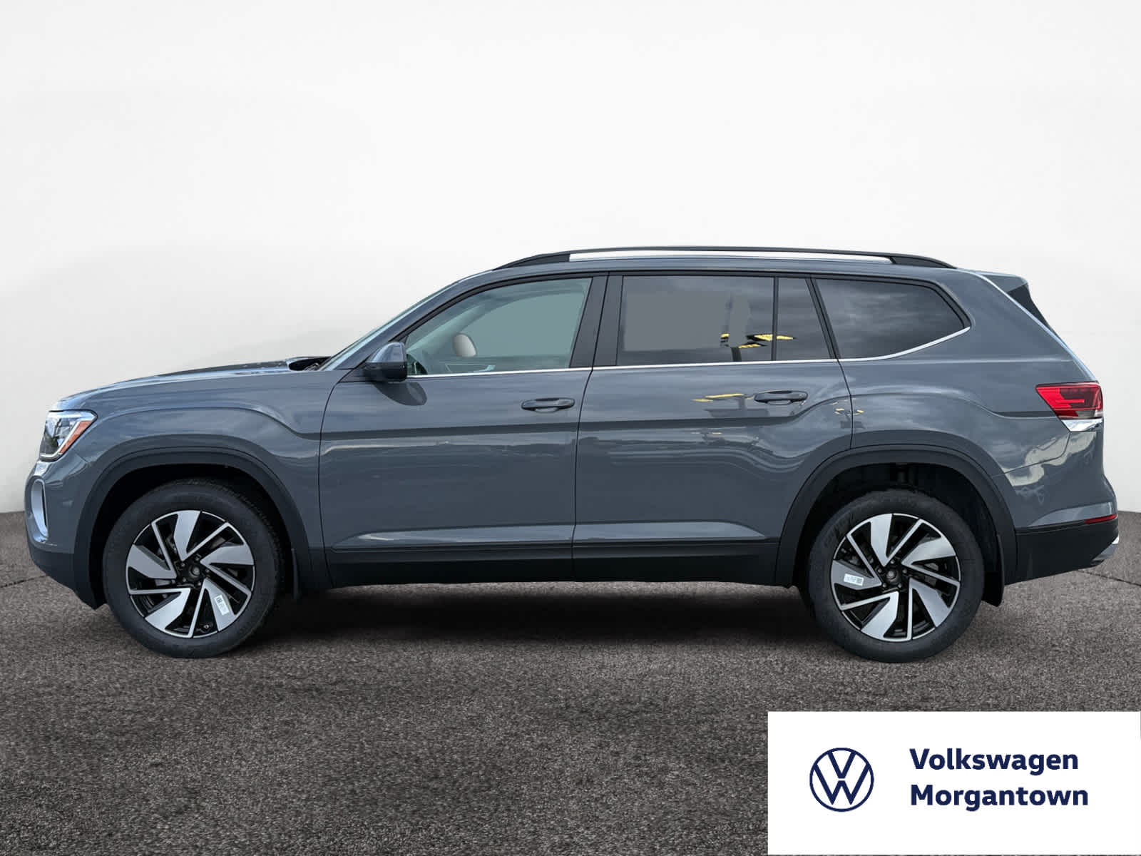 2026 Volkswagen Atlas SE Technology photo 2