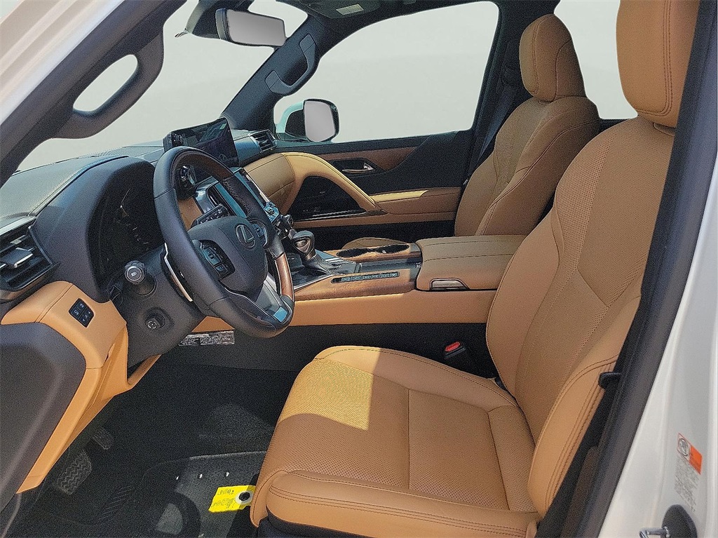 2024 Lexus LX 600 Luxury photo 12