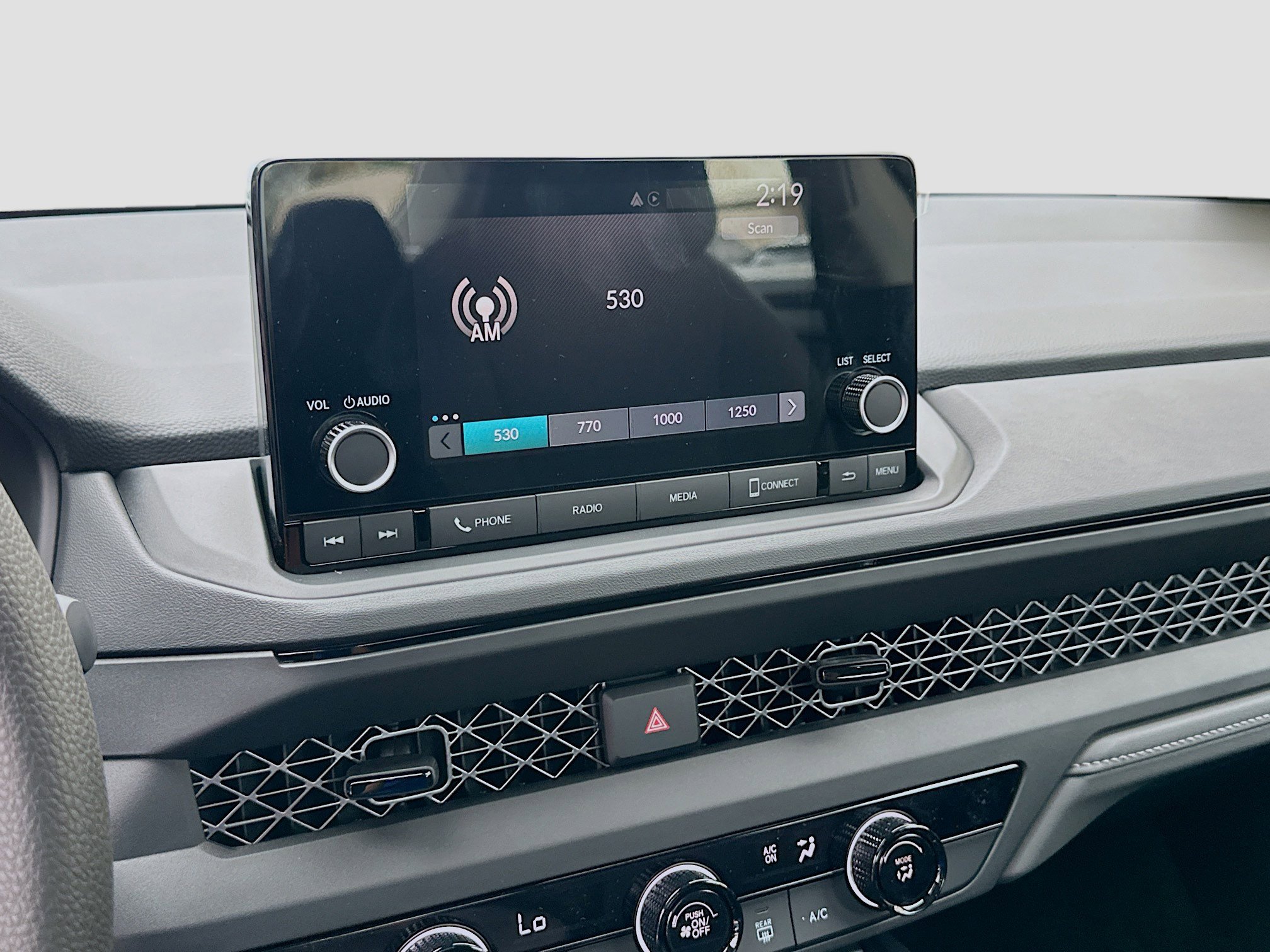2025 Honda Accord LX photo 10