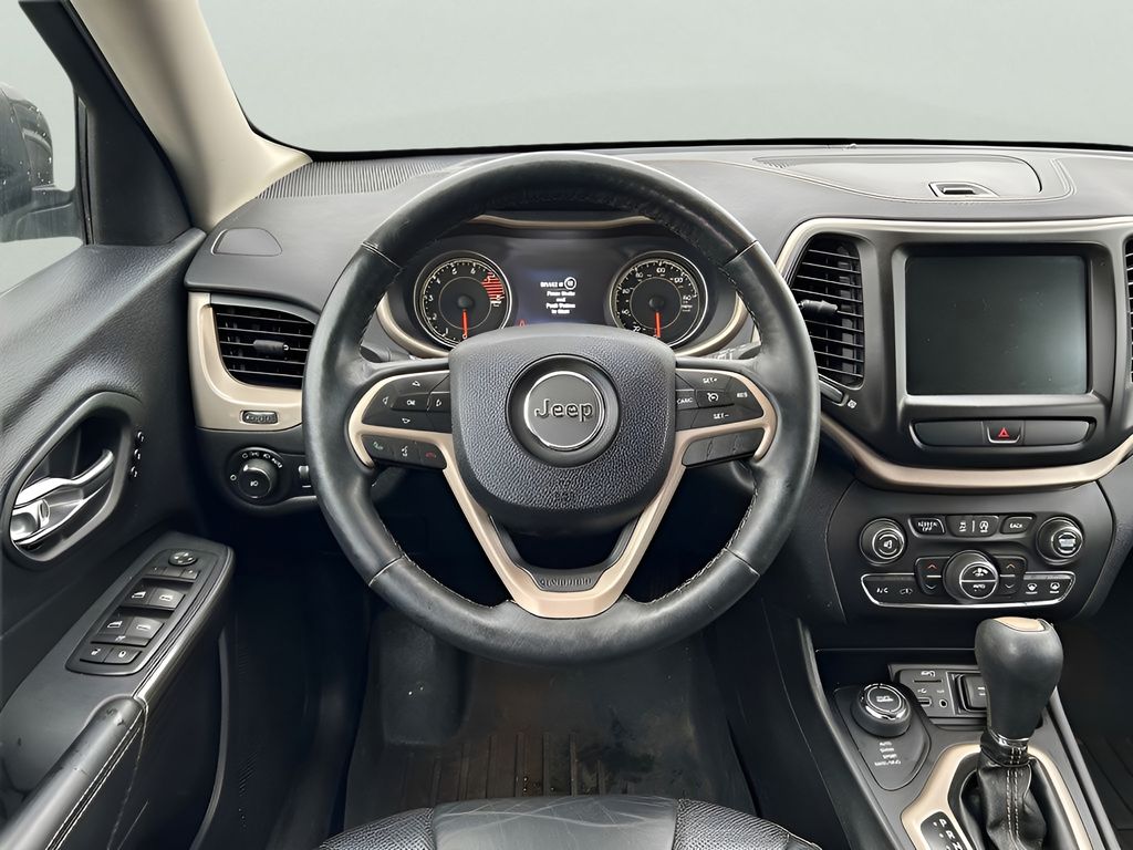 2016 Jeep Cherokee Limited photo 10