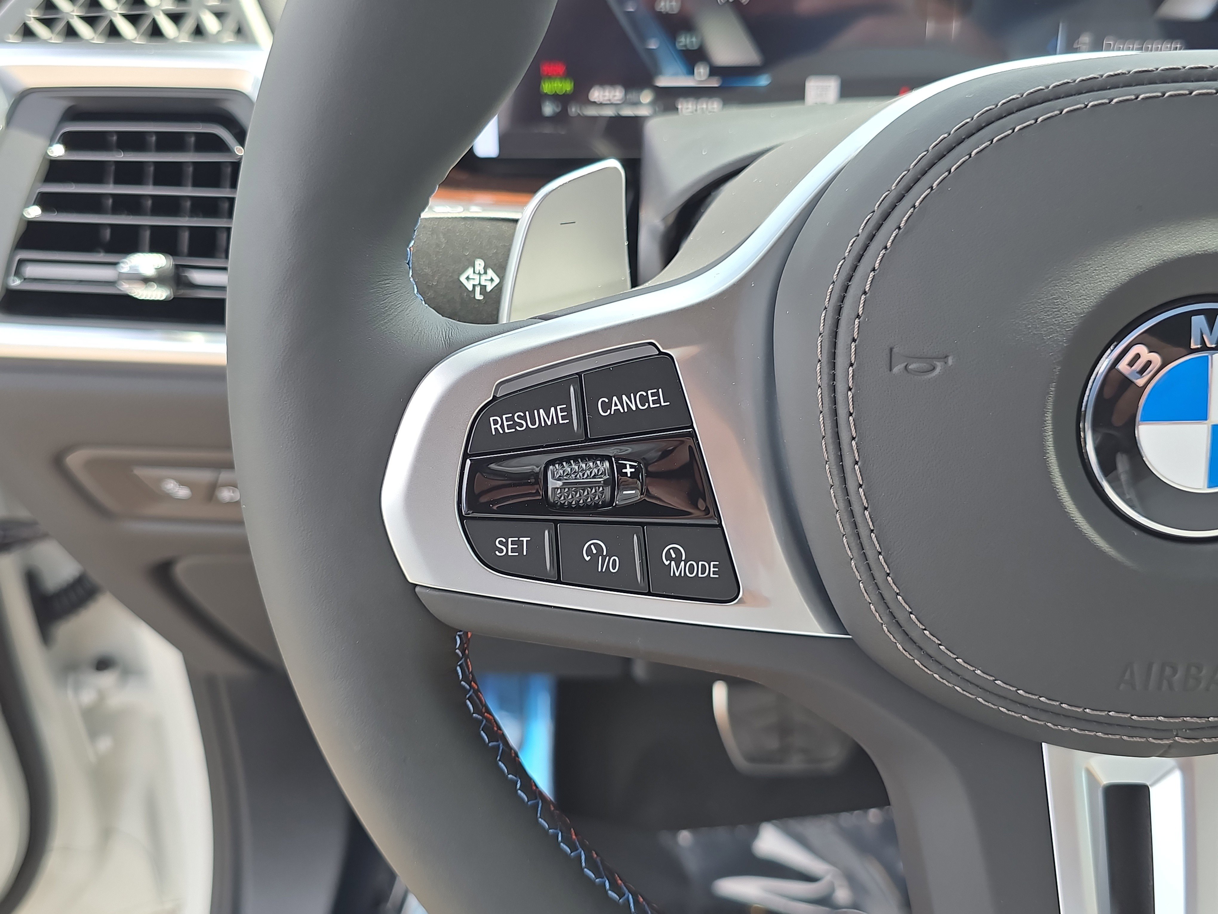 2026 Bmw X5 M60i photo 13