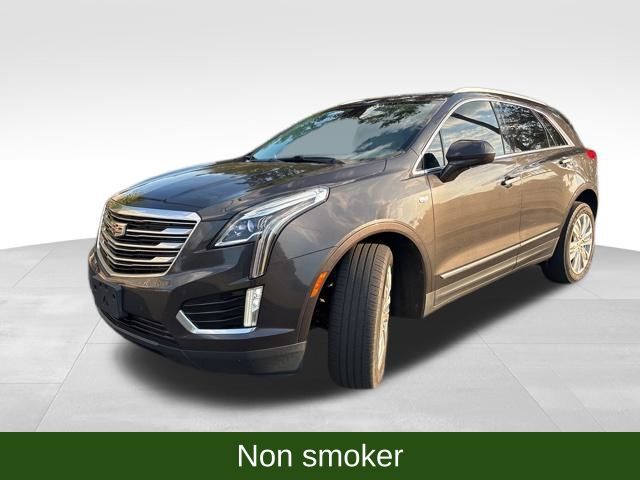 2017 Cadillac XT5 Premium Luxury photo 3