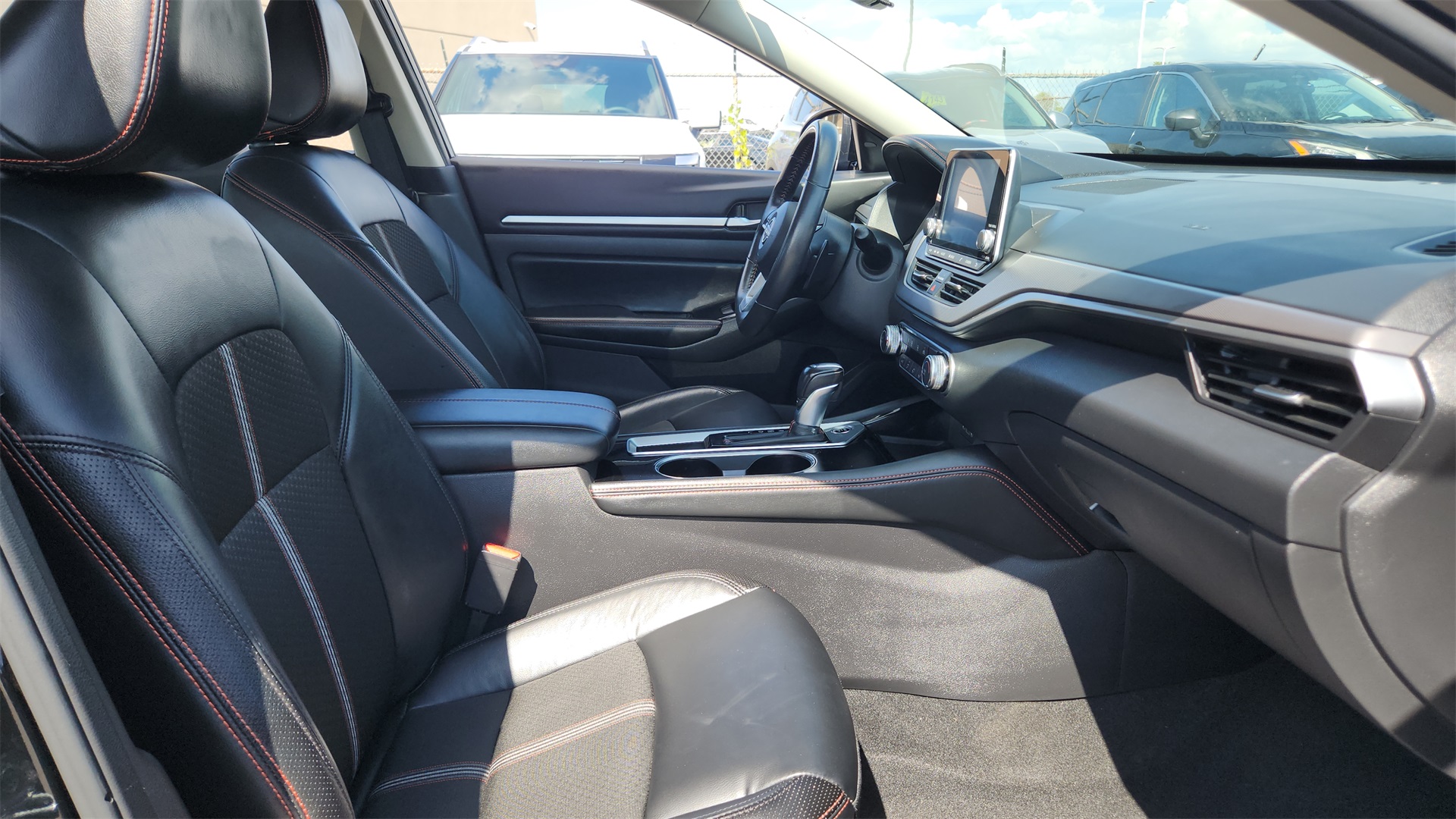 2024 Nissan Altima 2.5 SR photo 18