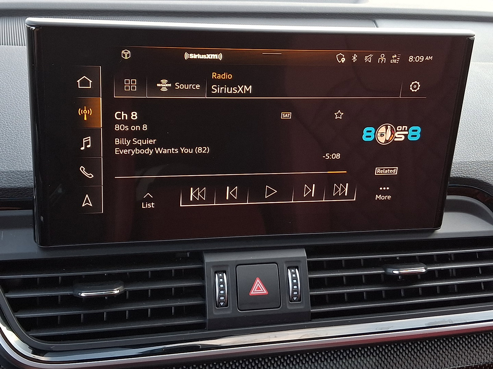 2023 Audi SQ5 Premium Plus photo 9