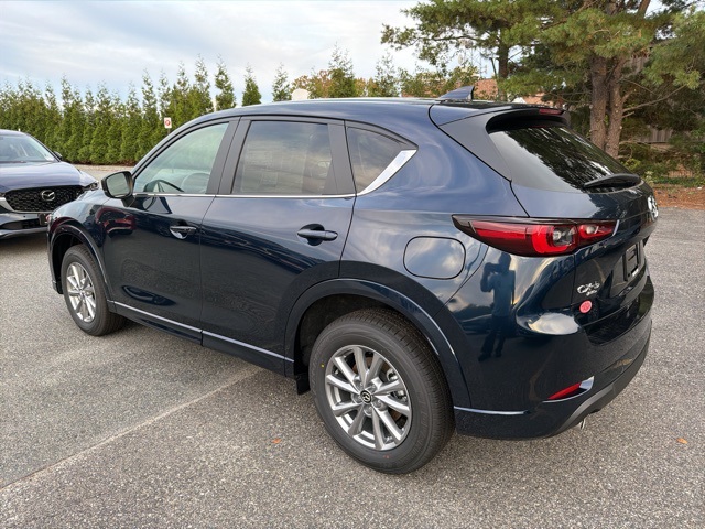 2025 Mazda CX-5 2.5 S Preferred photo 5