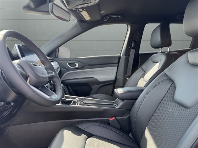 2025 Jeep Compass Latitude photo 10