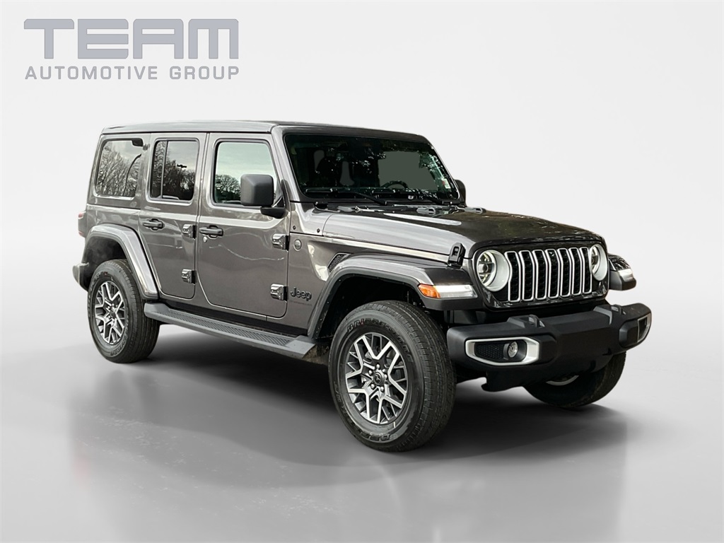 2026 Jeep Wrangler 4-Door Sahara's photo