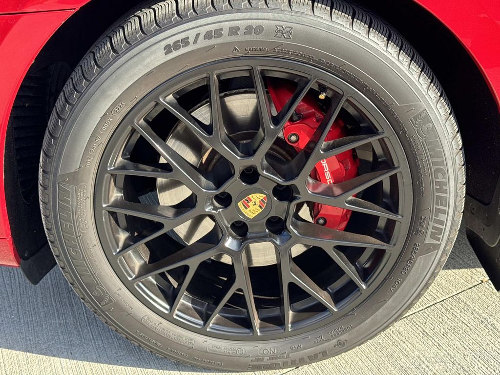 2021 Porsche Macan GTS photo 7