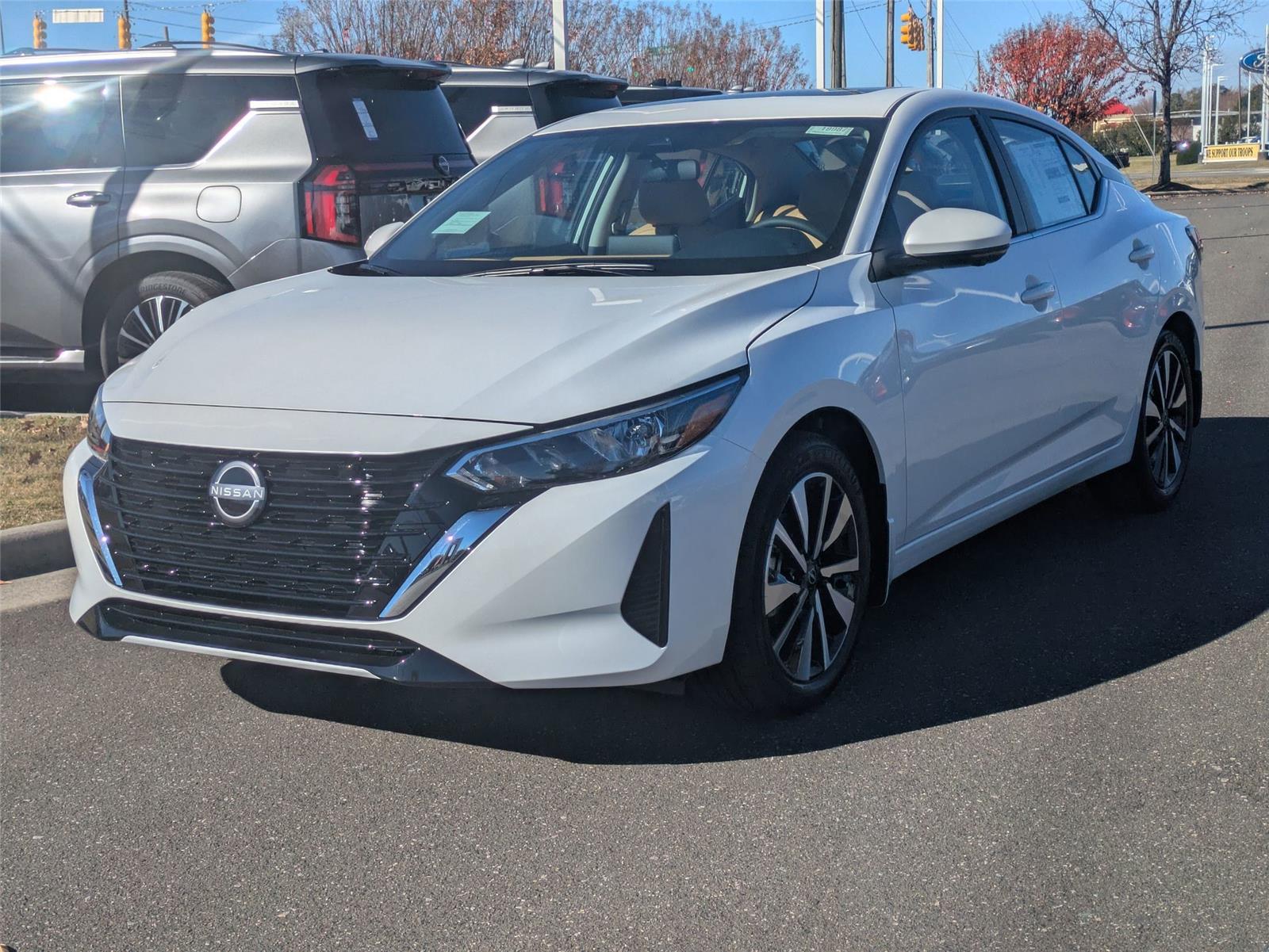 2025 Nissan Sentra SV's photo