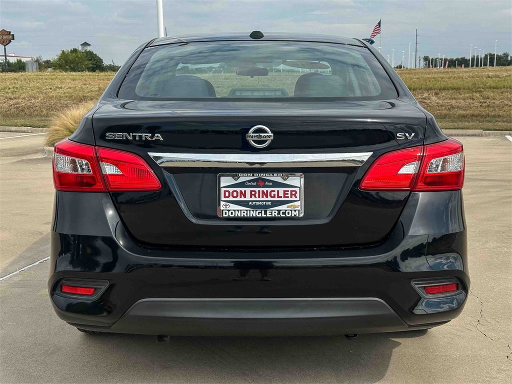 2016 Nissan Sentra SV photo 4