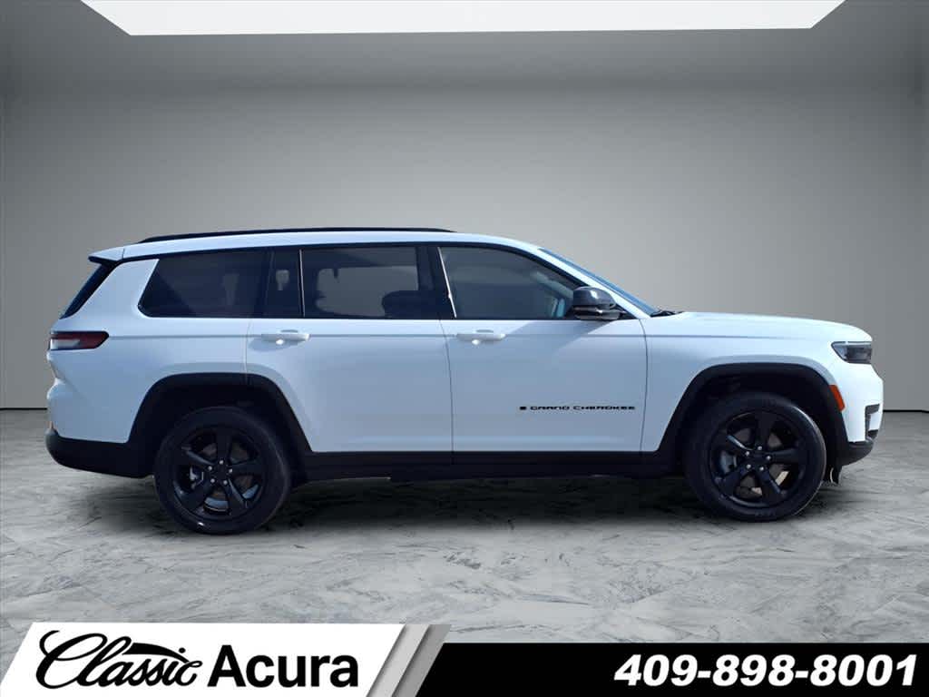 2023 Jeep Grand Cherokee Altitude photo 8