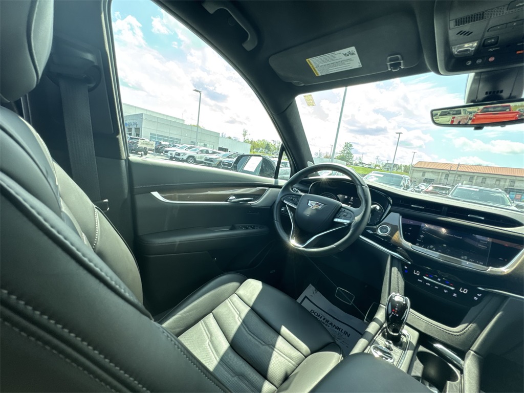 2024 Cadillac XT6 Sport photo 14