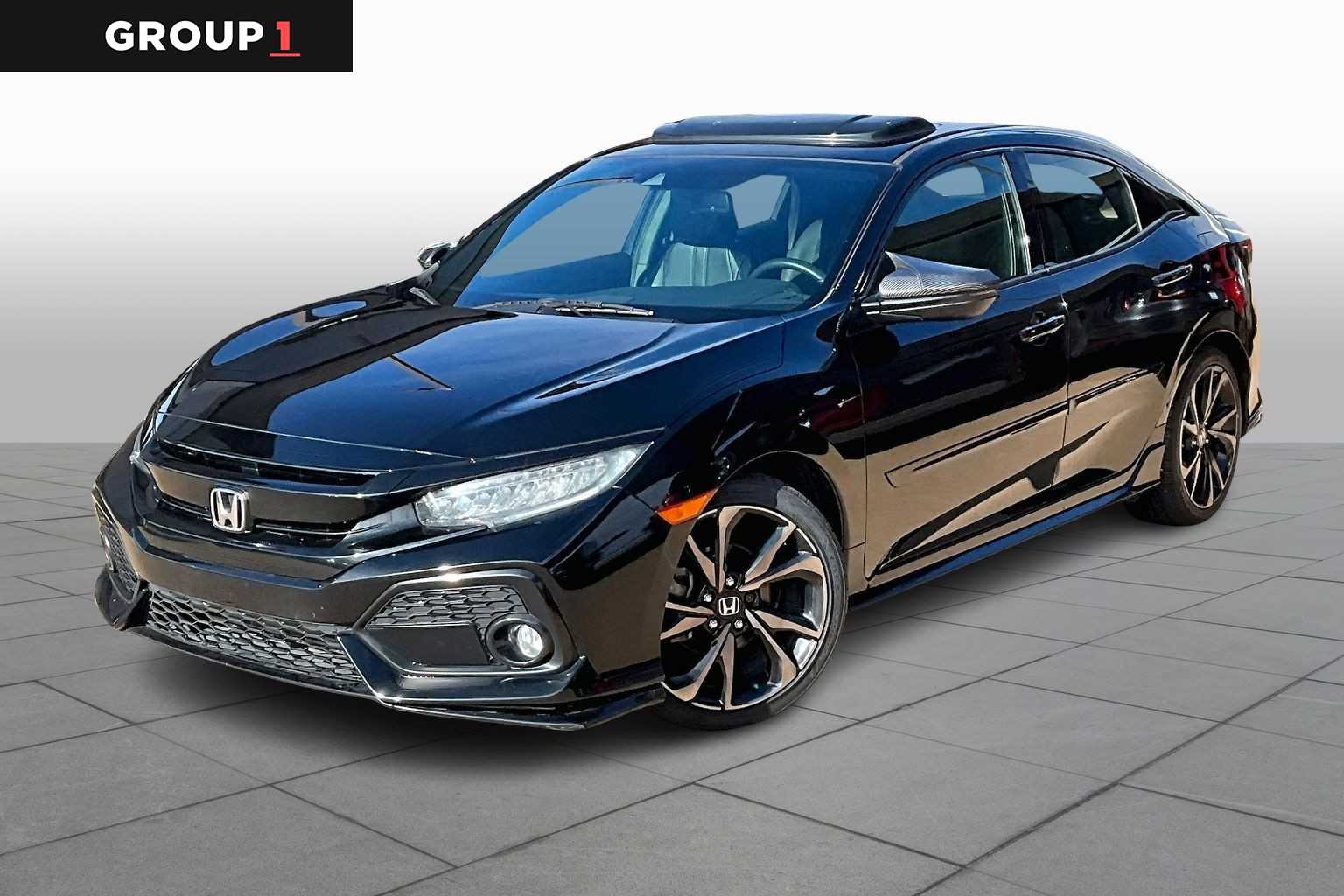 2018 Honda Civic Hatchback Sport Touring's photo