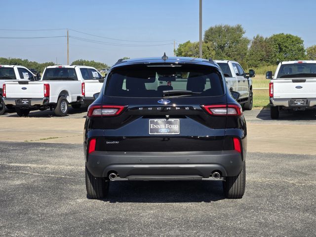 2026 Ford Escape ST-Line photo 5