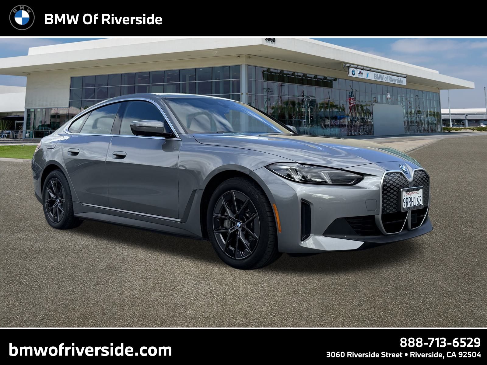 2025 BMW i4 40's photo