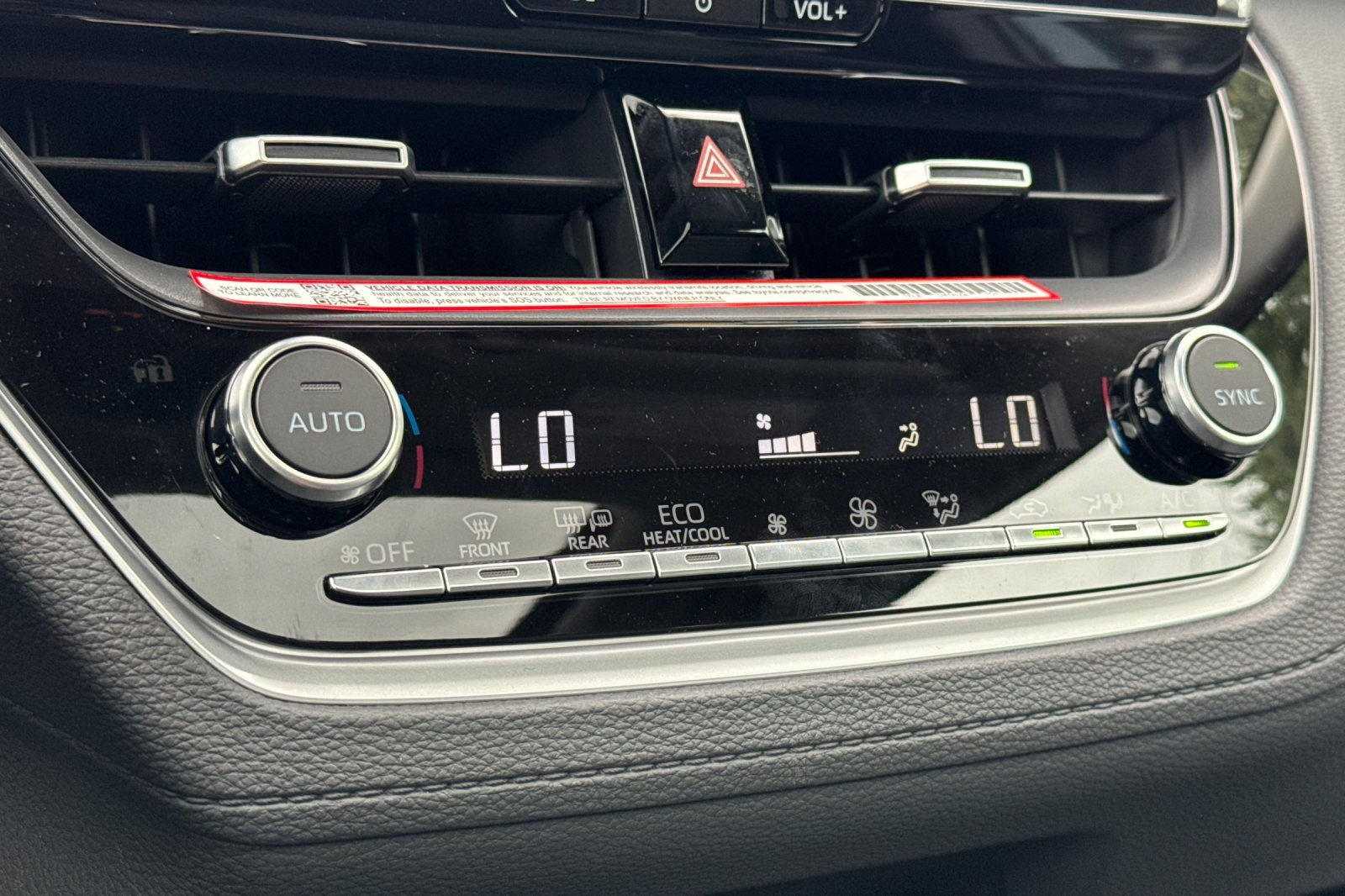 2026 Toyota Corolla Cross XLE photo 21