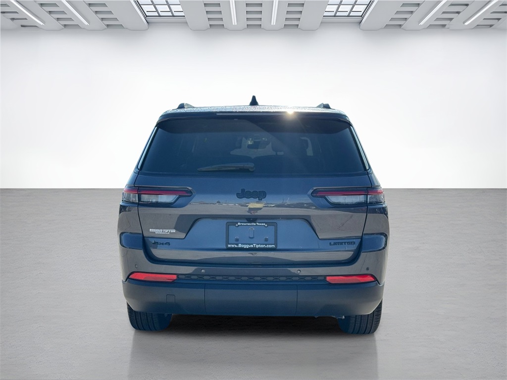 2025 Jeep Grand Cherokee Limited photo 3