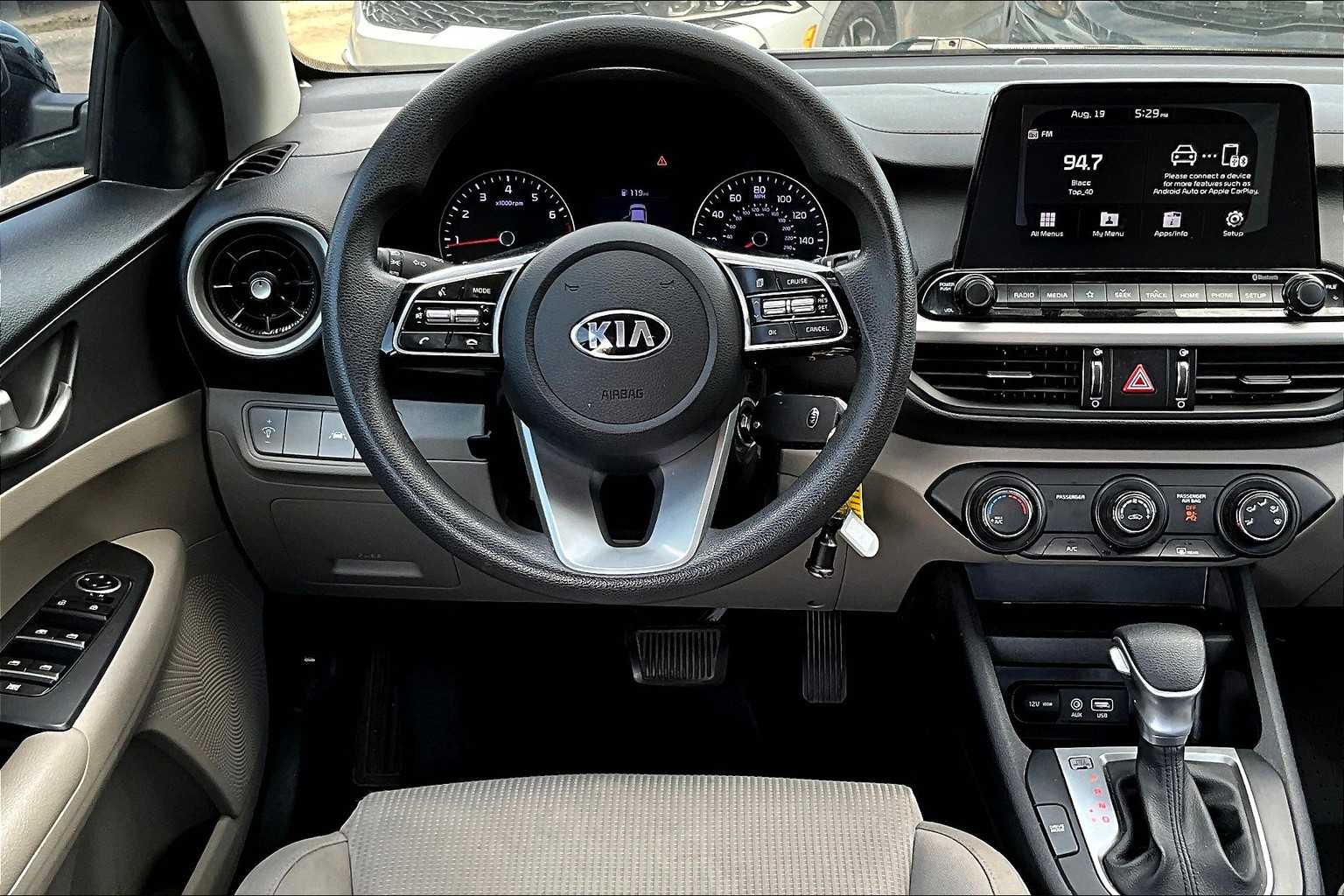 2020 Kia Forte FE LXS photo 5