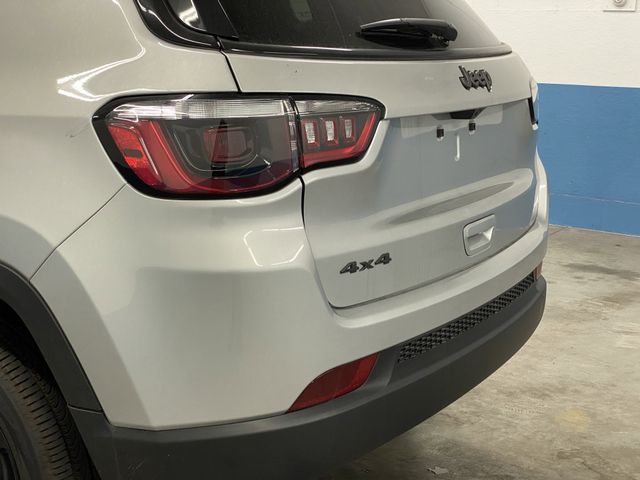 2026 Jeep Compass Latitude photo 32