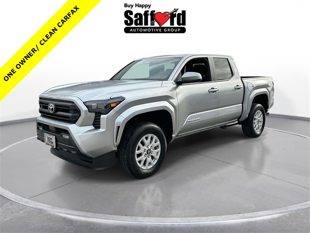 2025 Toyota Tacoma SR5's photo