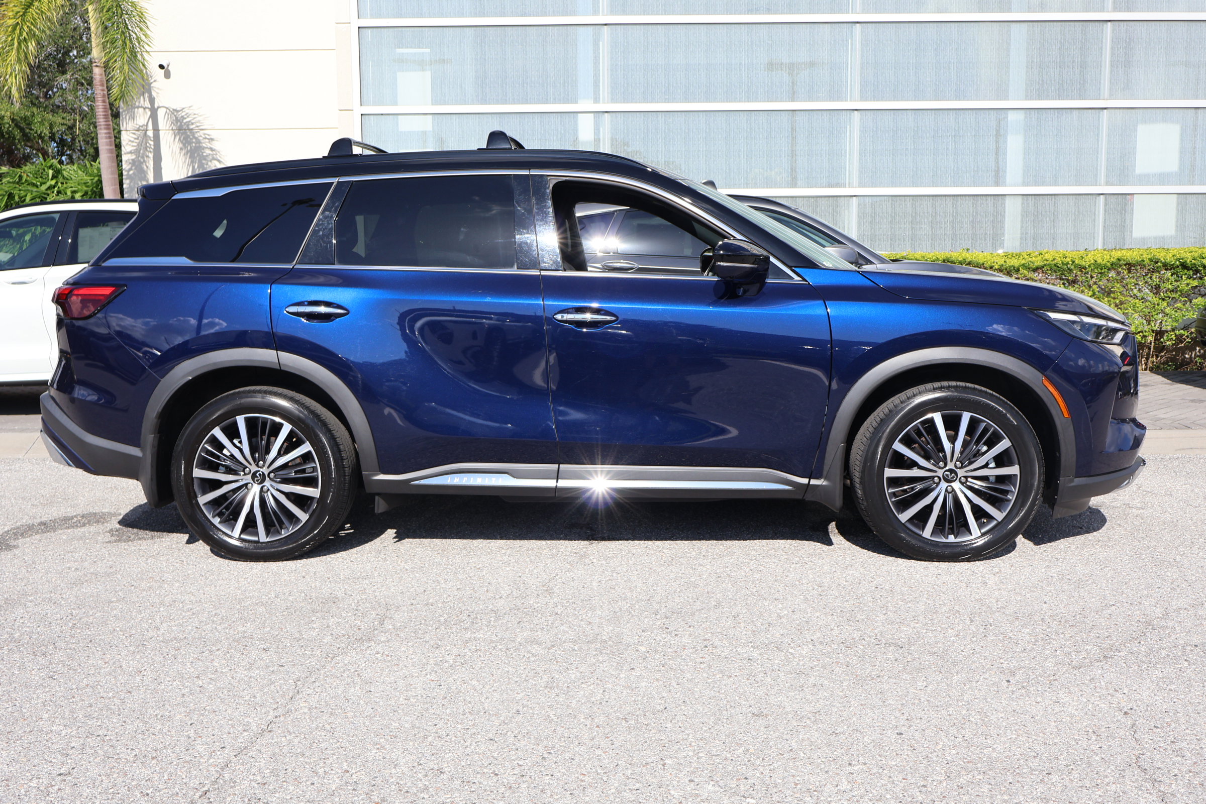 2022 Infiniti QX60 Autograph photo 10