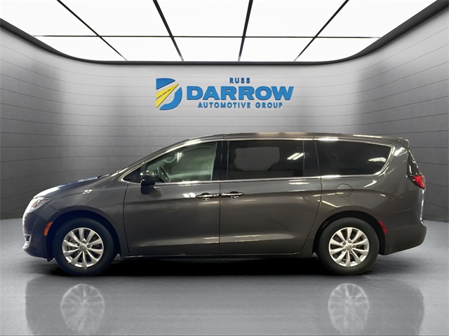 Used 2018 Chrysler Pacifica Touring Plus with VIN 2C4RC1FG7JR278670 for sale in Wauwatosa, WI