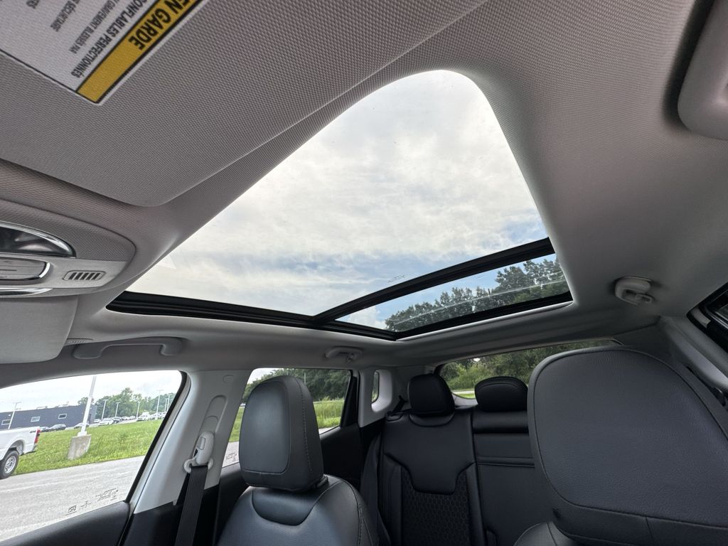 2020 Jeep Compass Altitude photo 12