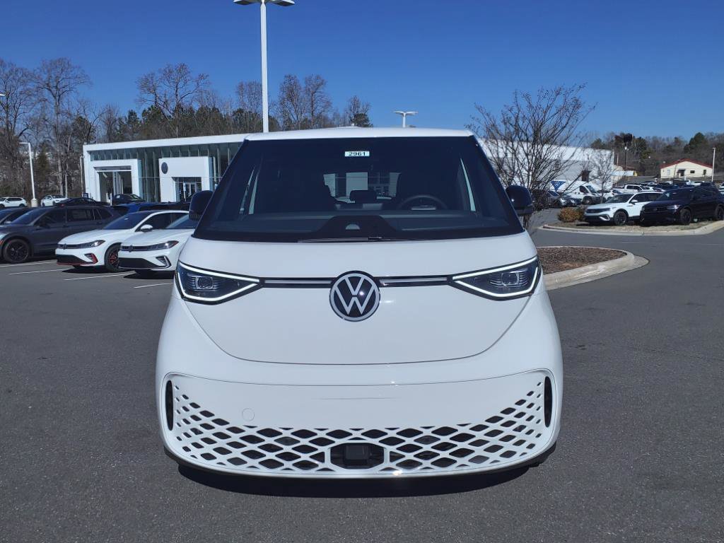 2025 Volkswagen ID. Buzz Pro S photo 2