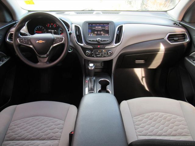 2020 Chevrolet Equinox LS photo 10